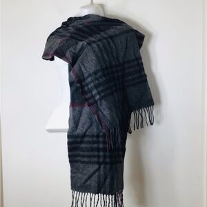 Neiman Marcus scarf cashmere women grey fringe soft knit